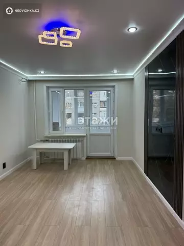 1-комнатная квартира, этаж 3 из 5, 32 м²