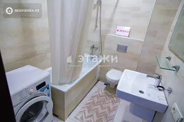 2-комнатная квартира, этаж 3 из 8, 54 м², на длительный срок