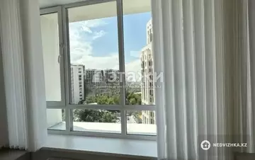 2-комнатная квартира, этаж 10 из 21, 57 м², на длительный срок