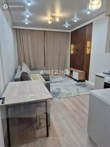 2-комнатная квартира, этаж 14 из 18, 53 м², на длительный срок