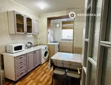 48 м², 2-комнатная квартира, этаж 2 из 5, 48 м², посуточно, изображение - 1