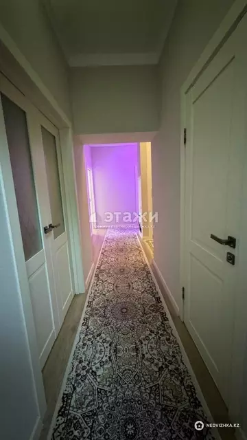 4-комнатная квартира, этаж 2 из 10, 113 м²