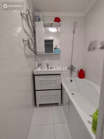 58.9 м², 3-комнатная квартира, этаж 3 из 5, 59 м², изображение - 4