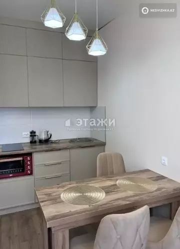 1-комнатная квартира, этаж 3 из 9, 36 м²