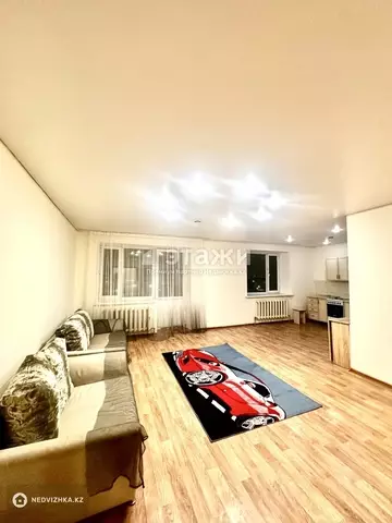 1-комнатная квартира, этаж 8 из 10, 47 м²