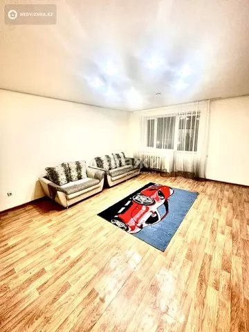 1-комнатная квартира, этаж 8 из 10, 47 м²