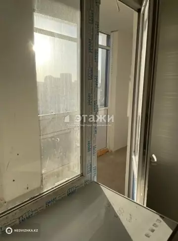 3-комнатная квартира, этаж 2 из 12, 120 м²