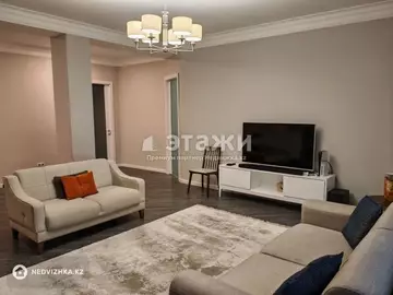 3-комнатная квартира, этаж 5 из 8, 135 м²