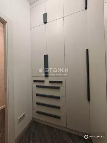 3-комнатная квартира, этаж 5 из 8, 135 м²
