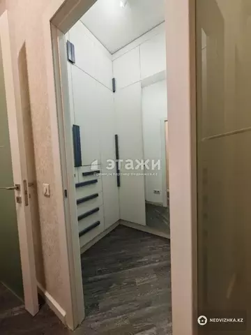 3-комнатная квартира, этаж 5 из 8, 135 м²