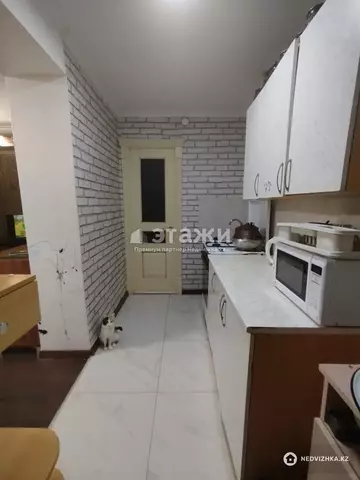 2-комнатная квартира, этаж 1 из 6, 48 м²