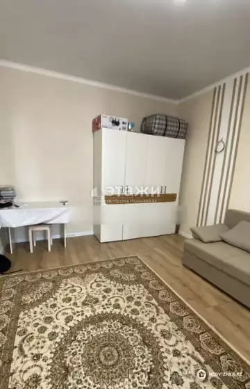 1-комнатная квартира, этаж 7 из 10, 42 м²