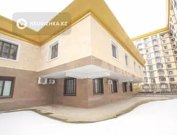 Здание, 3 этажа, 2 000 м²