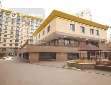 Здание, 3 этажа, 2 000 м²