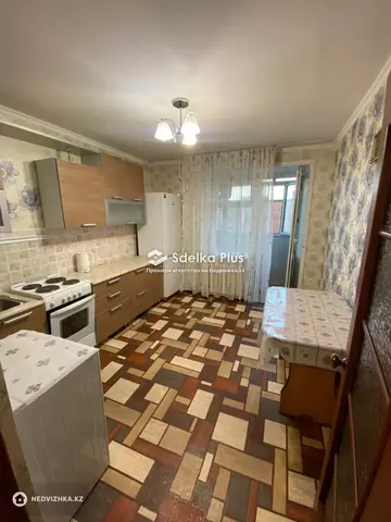 1-комнатная квартира, этаж 2 из 10, 36 м²