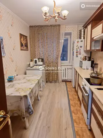 3-комнатная квартира, этаж 6 из 10, 70 м²