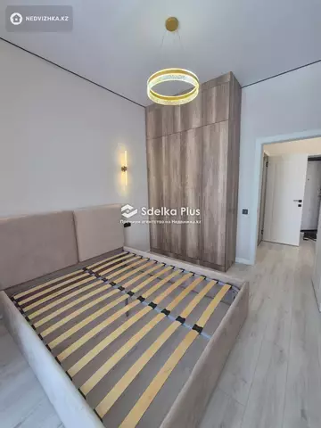 2-комнатная квартира, этаж 10 из 12, 40 м²