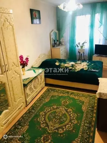 3-комнатная квартира, этаж 5 из 5, 62 м²