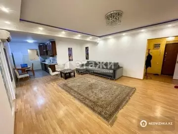 4-комнатная квартира, этаж 12 из 21, 114 м²