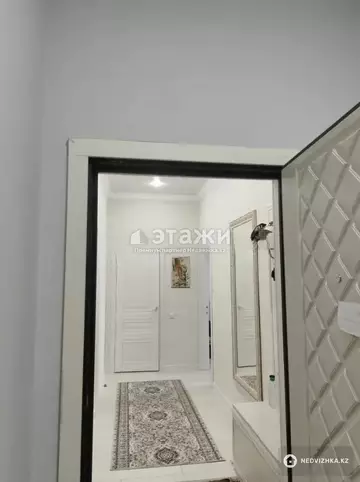 2-комнатная квартира, этаж 8 из 10, 70 м²