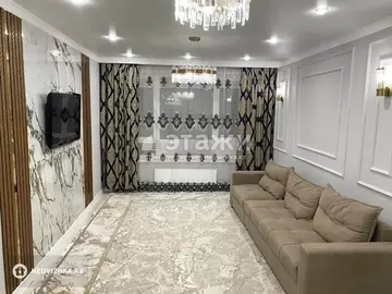 3-комнатная квартира, этаж 4 из 9, 85 м²