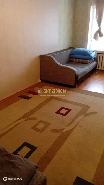 2-комнатная квартира, этаж 3 из 5, 50 м²