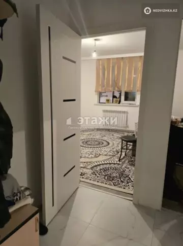 1-комнатная квартира, этаж 9 из 9, 38 м²