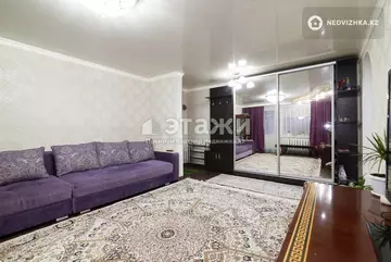 4-комнатная квартира, этаж 6 из 6, 71 м²