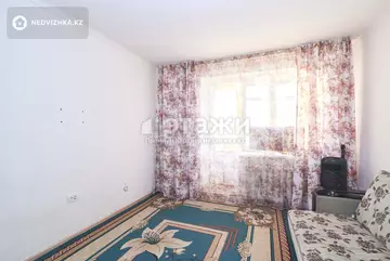 1-комнатная квартира, этаж 5 из 10, 39 м²