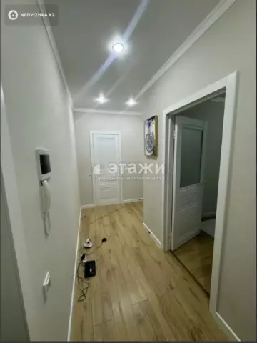 1-комнатная квартира, этаж 3 из 9, 37 м²