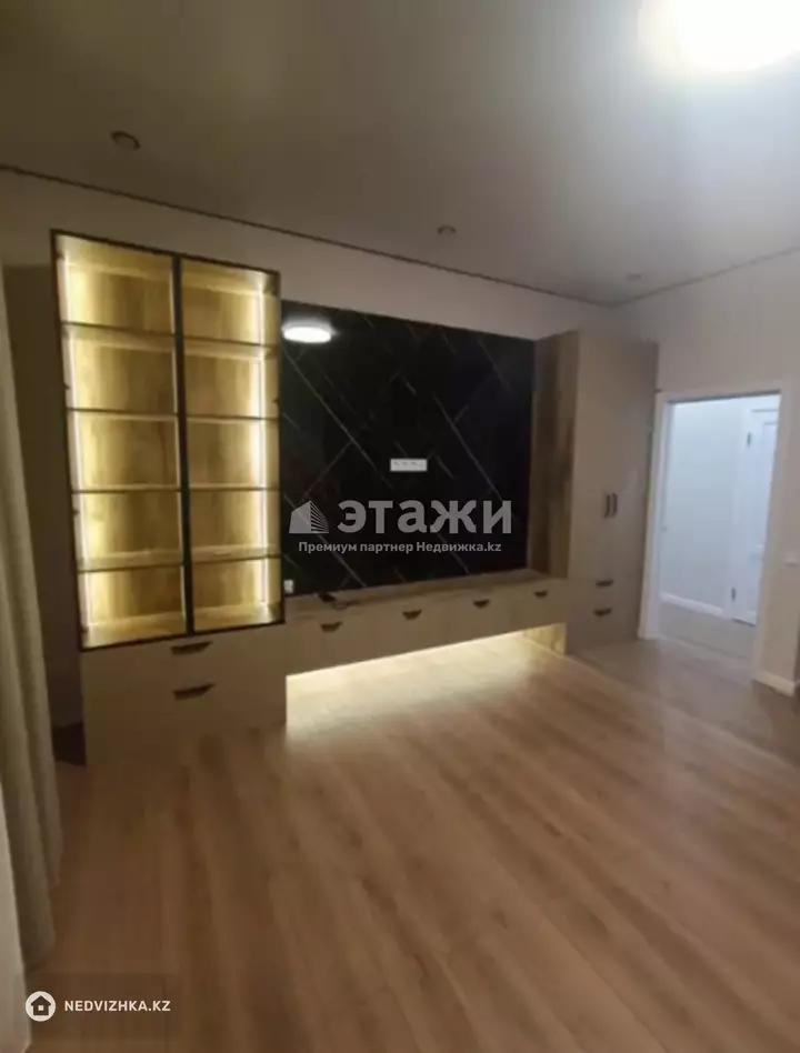 65 м², 2-комнатная квартира, этаж 10 из 12, 65 м², изображение - 1