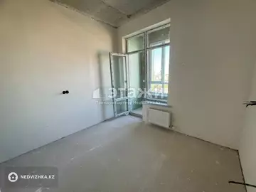 1-комнатная квартира, этаж 12 из 12, 40 м²
