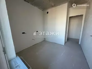 1-комнатная квартира, этаж 12 из 12, 40 м²