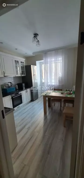 70 м², 2-комнатная квартира, этаж 2 из 10, 70 м², изображение - 5