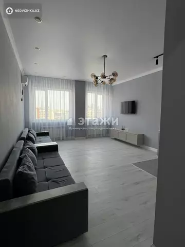 2-комнатная квартира, этаж 8 из 8, 55 м²