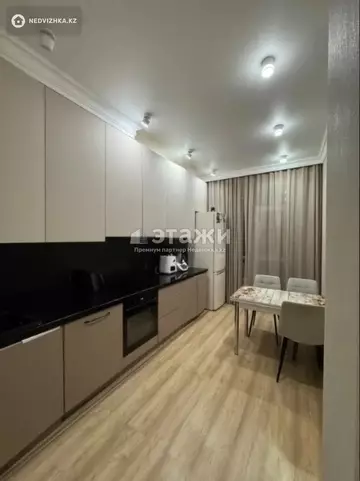 3-комнатная квартира, этаж 2 из 8, 83 м²