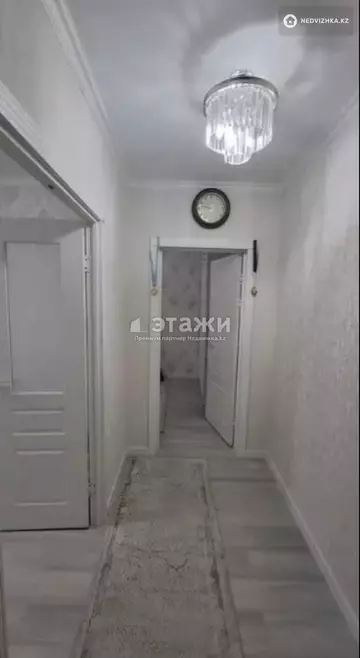 2-комнатная квартира, этаж 3 из 6, 53 м²