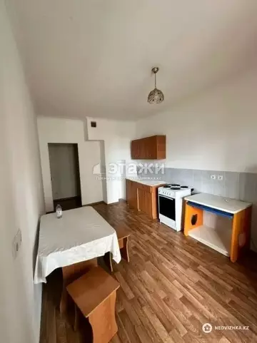 1-комнатная квартира, этаж 10 из 18, 52 м²