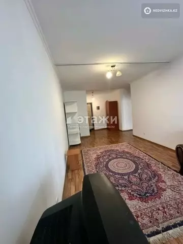 1-комнатная квартира, этаж 10 из 18, 52 м²