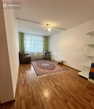 1-комнатная квартира, этаж 10 из 18, 52 м²