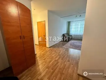 1-комнатная квартира, этаж 10 из 18, 52 м²