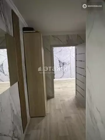 2-комнатная квартира, этаж 3 из 5, 42 м²