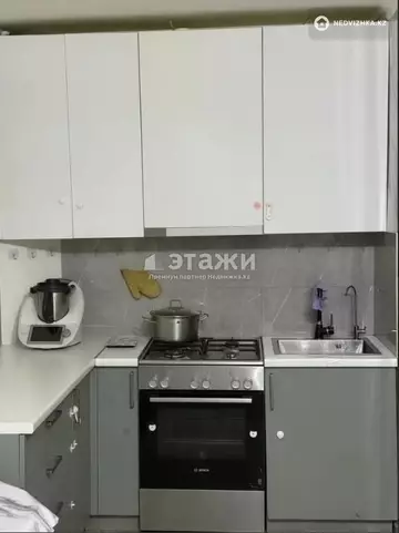 2-комнатная квартира, этаж 3 из 5, 42 м²