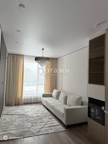 3-комнатная квартира, этаж 4 из 12, 70 м²