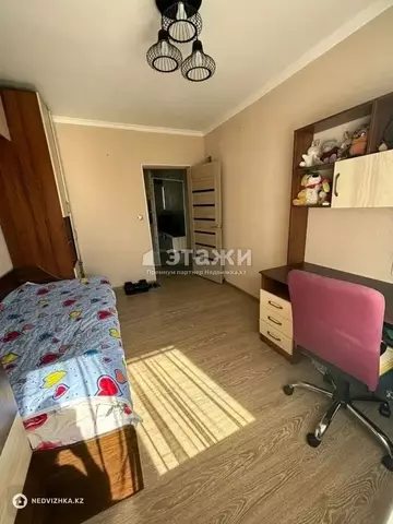 3-комнатная квартира, этаж 5 из 5, 64 м²