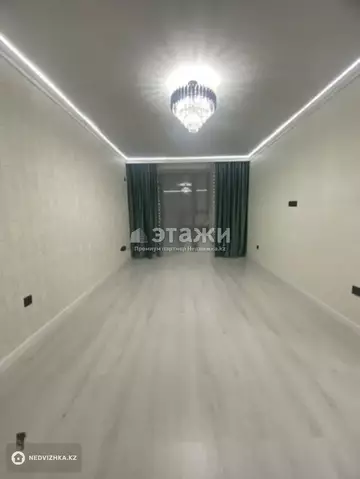 2-комнатная квартира, этаж 9 из 10, 43 м²
