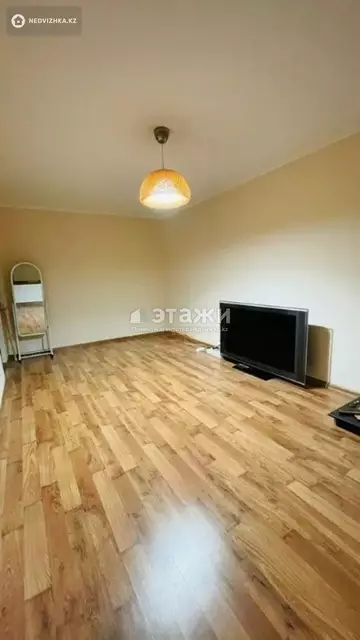 1-комнатная квартира, этаж 4 из 5, 33 м²