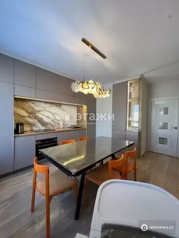 2-комнатная квартира, этаж 14 из 21, 73 м²