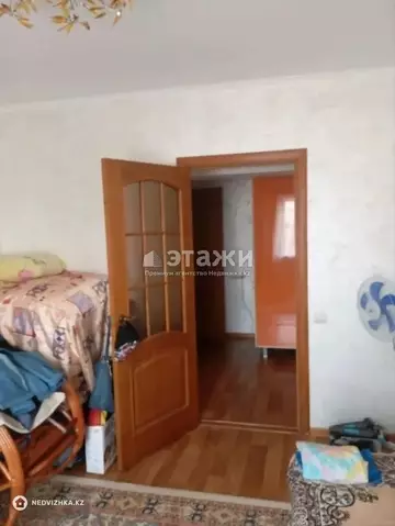 2-комнатная квартира, этаж 4 из 5, 53 м²