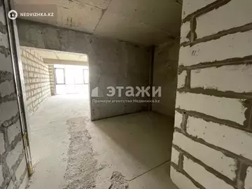 1-комнатная квартира, этаж 9 из 13, 44 м²